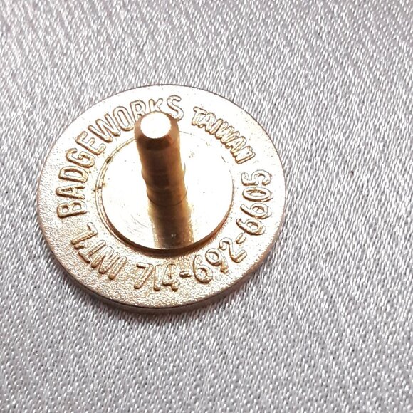 NEW Collectable Augusta National Golf Club Masters golf ball marker - Picture 2 of 3